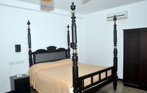 Scandinavia Hotel Хиккадува Экстерьер фото